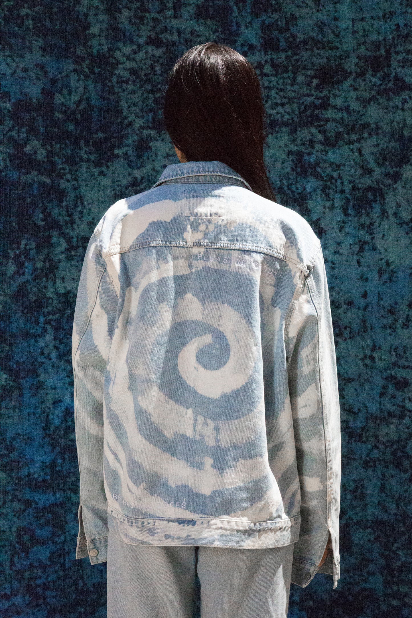 ENERGY HAS NO EDGES JACKET